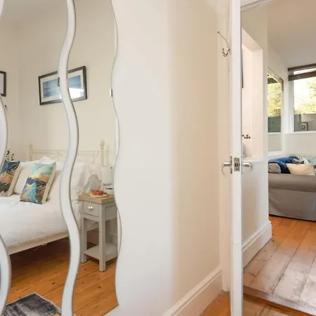 Horizon Bay Apartment